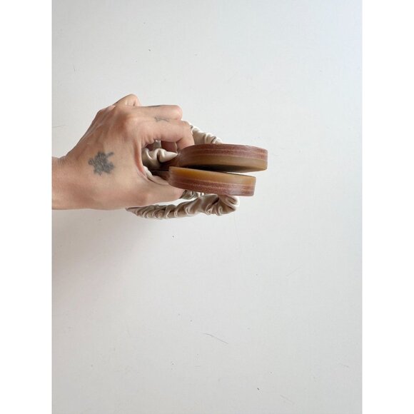 RAYE Moira Bone White Ruched Leather Criss Cross Slides Sandals Flats, Size 5.5 - Picture 7 of 9